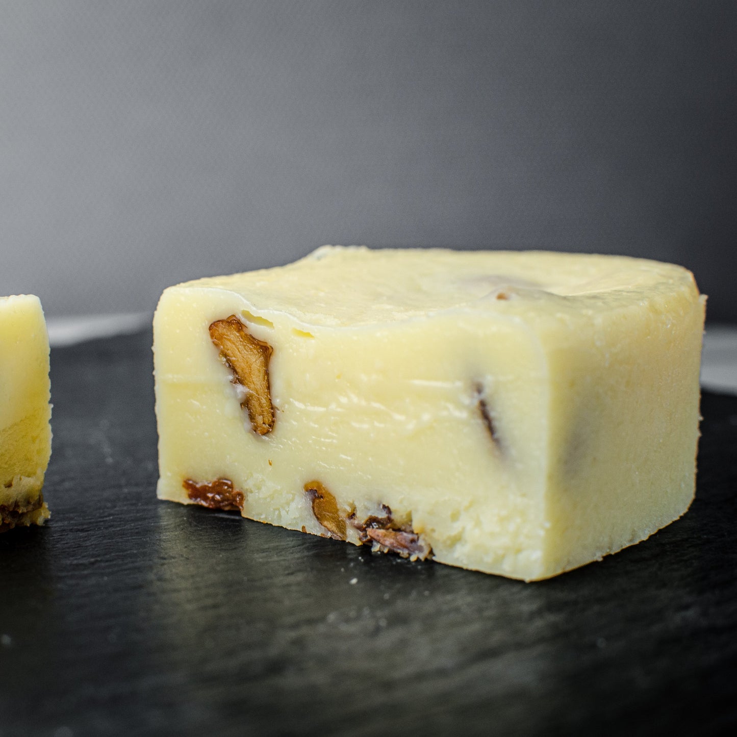 oNCHOCOサンド(5個入り)&ホワイトショコラテリーヌ(1個)